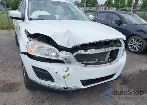 2013 Volvo Xc60 3.2 Premier z USA, uszkodzony, nr VIN YV4952DZ1D2454441